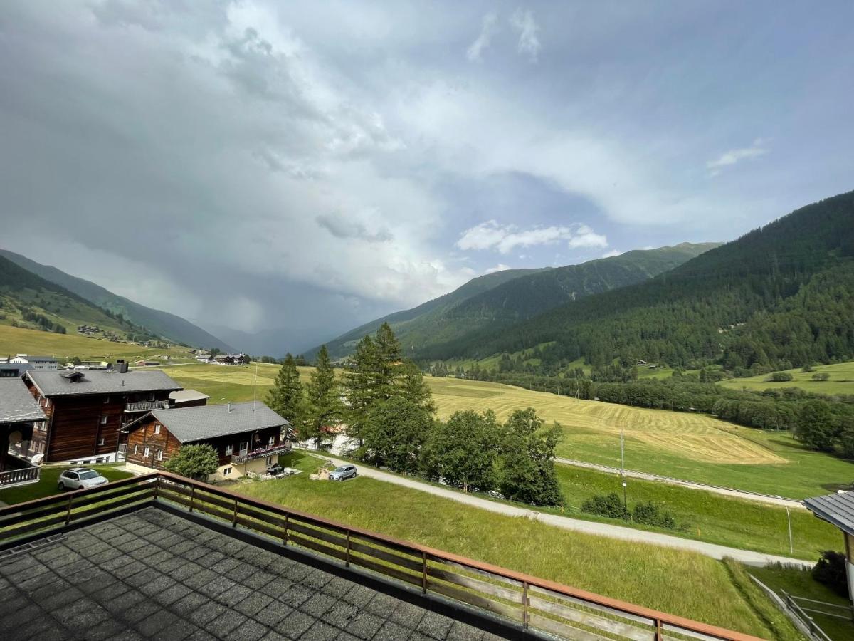 Reckingen Hotel Restaurant Gommerhof מראה חיצוני תמונה