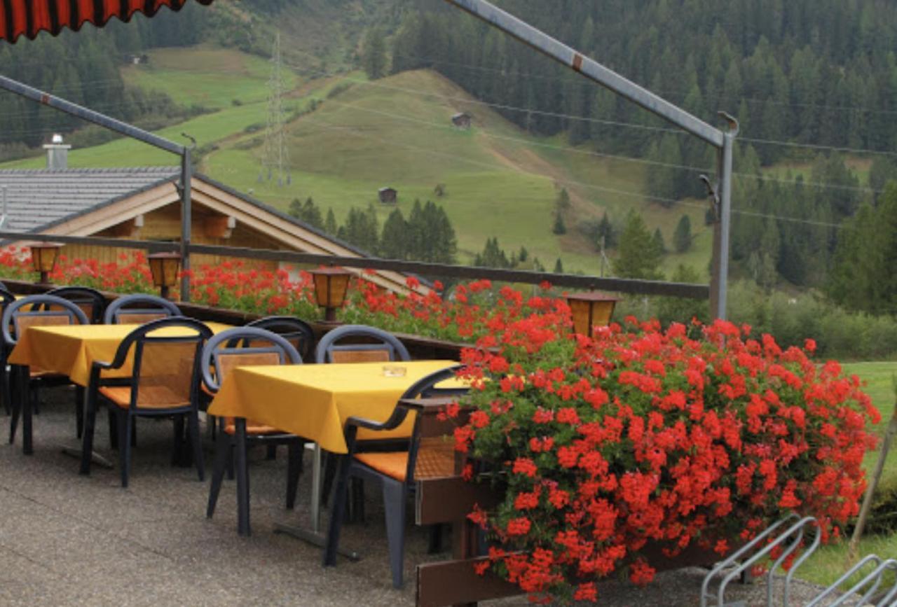 Reckingen Hotel Restaurant Gommerhof מראה חיצוני תמונה
